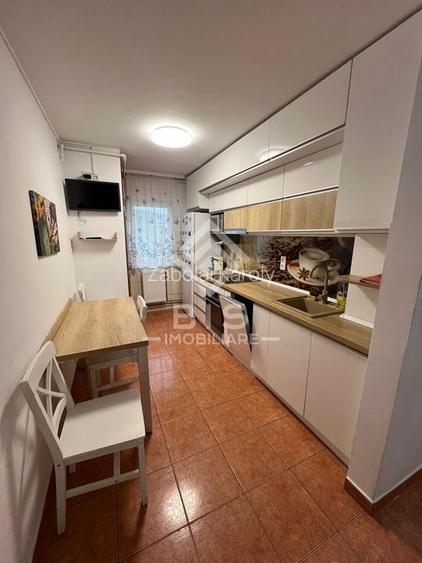 Apartament de inchiriat 3 camere - Stefan Cel Mare