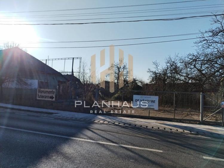 Casă individuală/sediu de firmă  , Tăuții Măgherăuș , strada principală - 2