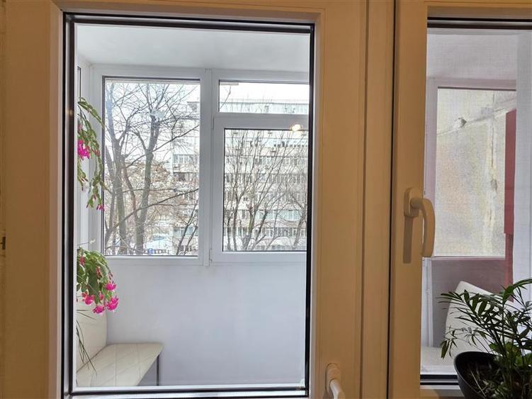 4 camere - centrala termica  -  parcare - Crangasi - 6