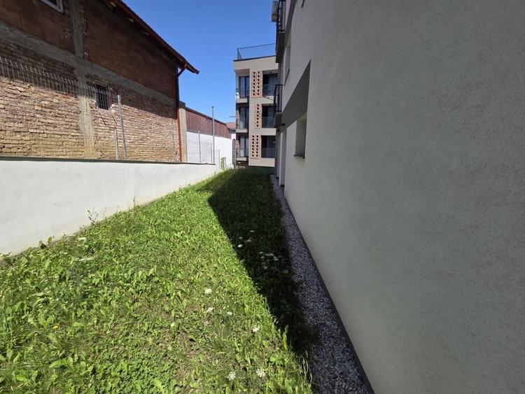 Spatiu de inchiriat. 80 mp utili, 150 teren, parcare, Hasdeu - 3