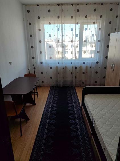 Inchiriez garsoniera langa Piata Nicolina, pe Bulevardul Nicolae Iorga - 2