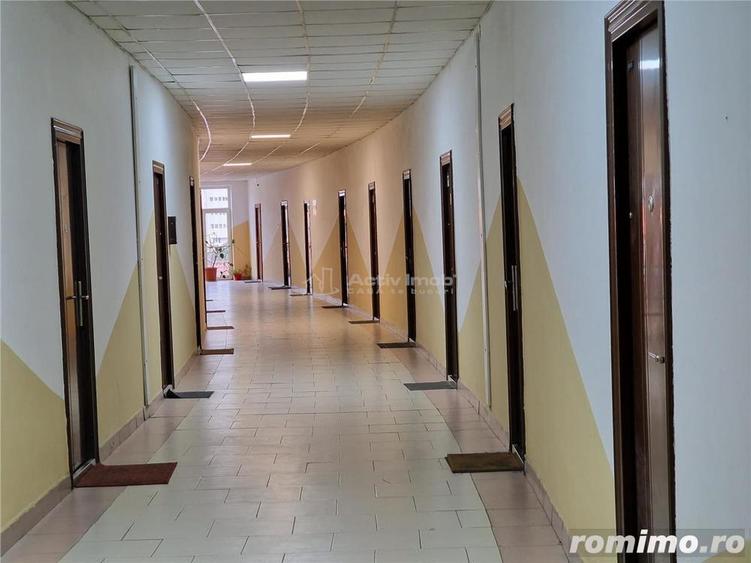 Resita 3 birouri la cheie Zona Centrala Bl.800 - 6