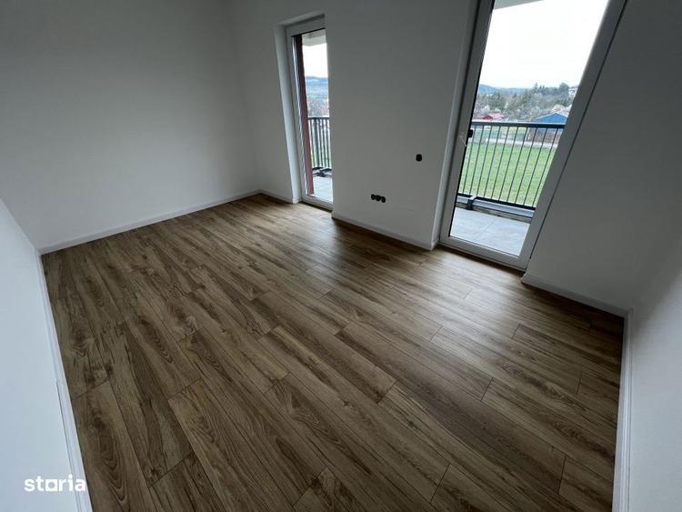 Apartament de 3 camere, 80 mp, 2 bai, parcare, zona Vivo - 4