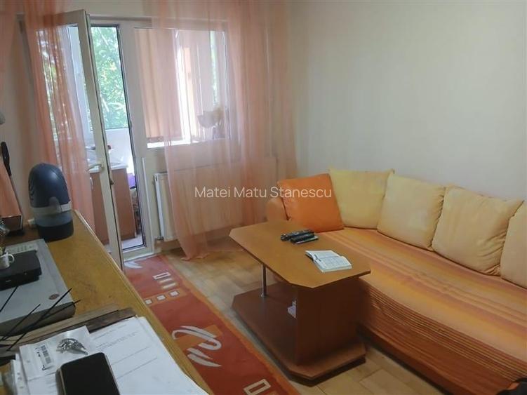 Garsoniera Renovata cu Centrala Proprie Garsoniera Renovata cu Centrala Proprie