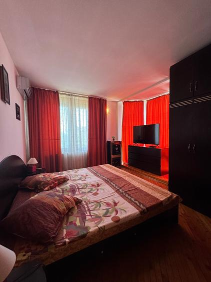 De inchiriat Vila cu piscina (vedere la mare) - 10