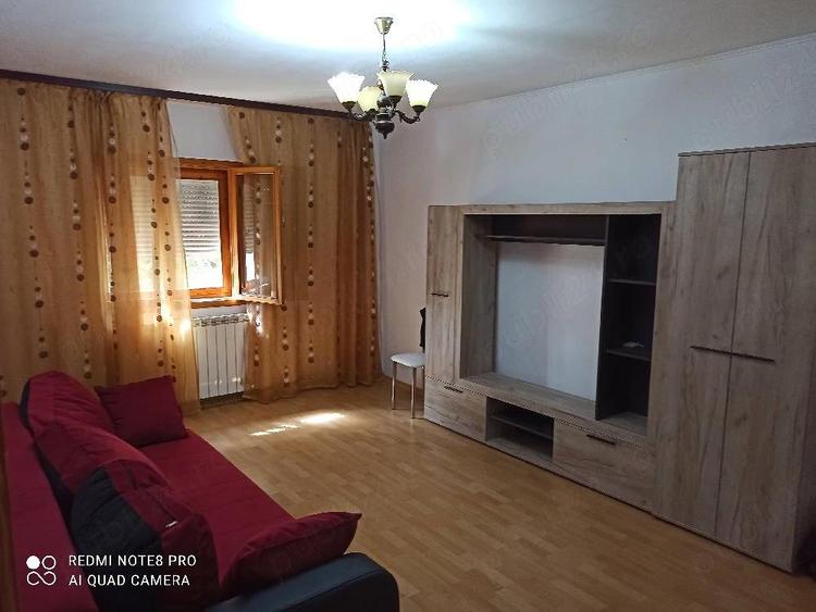 Vand apartament 2 camere decomandat - 1