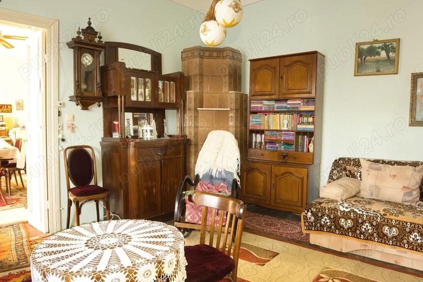 Casa de vanzare in centru Husi - 1