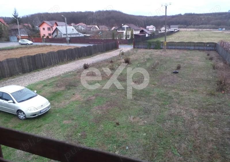 5000 mp teren + casa vacanta in Bascov - 1