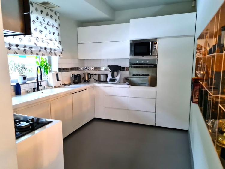 Locuinta P+1+pod mansardat ,merita vazuta de catre cei ce cauta o casa "cu stil" - 5