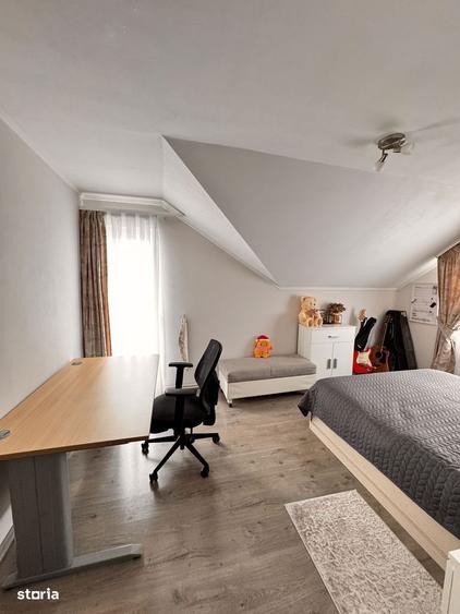 Vila spatioasa cu 6 camere Cartierul Viena, Oradea - 10