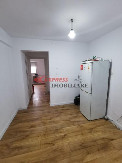 Titan, 1 Decembrie 1918, Piata Trapezului, Metrou - 3