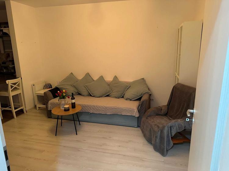 Apartament cu 2 camere semidecomandat în Titan