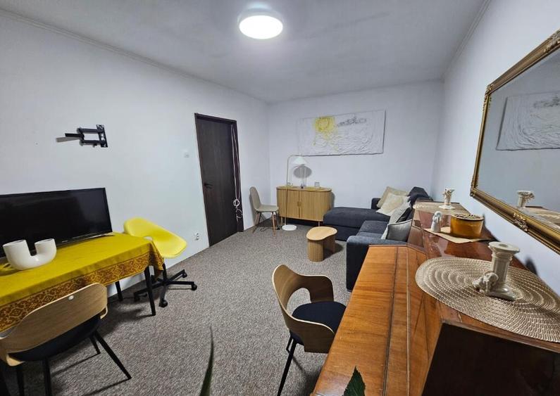 Apartament 3 camere,bloc cu lift,zona Piata Centrala - 7