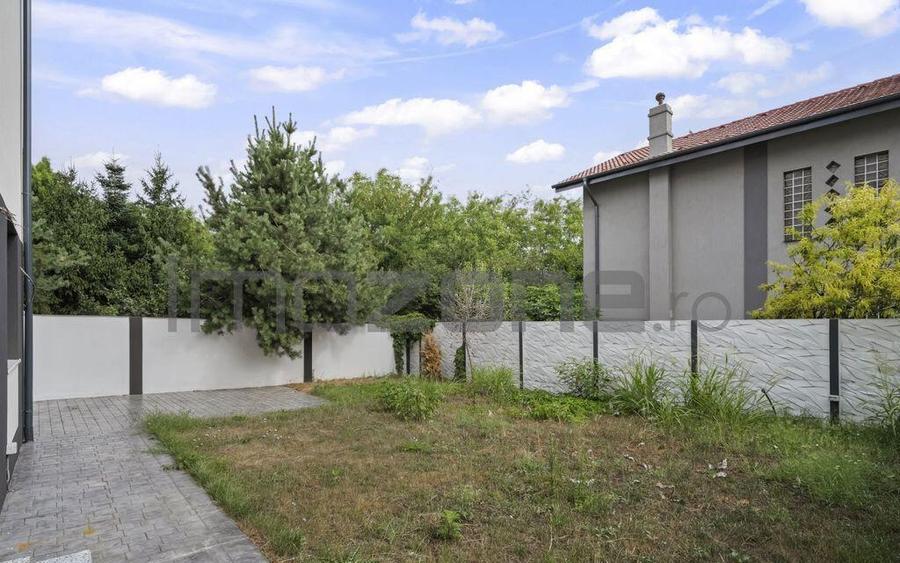 Casa spa?ioasa cu terasa ?i loc de parcare Milit... - 15
