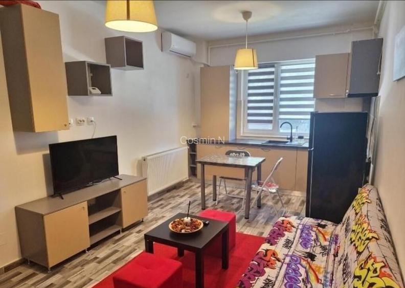 Studio Aparatorii Patriei /metrou