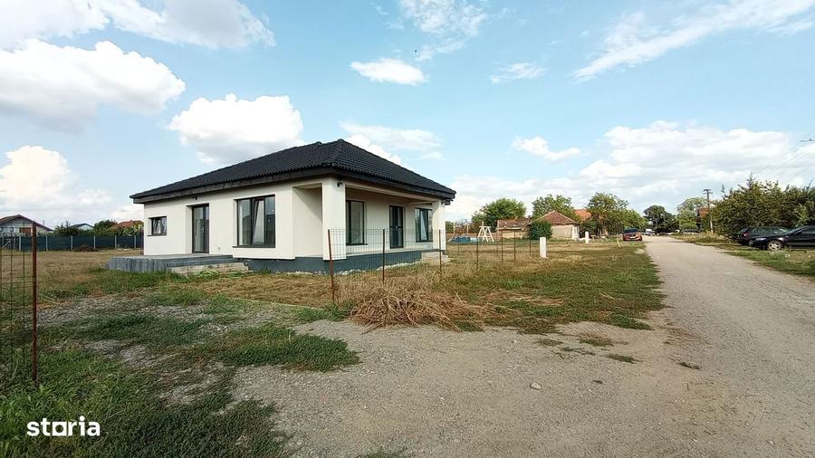 Casa noua spatioasa cu teren mare Zimandcuz - 3