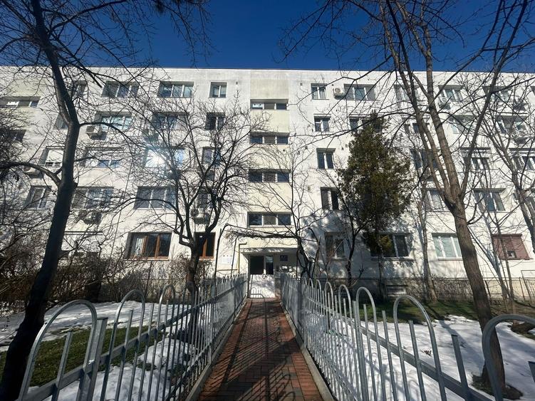 1 Decembrie 1918 3 Camere  Etaj 2 62 Mp 7 Min Metrou Bloc 1975 Reabilitat - 15