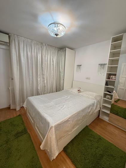 Piata Victoriei,loc de parcare Adp,decomandat,5 min metrou - 10