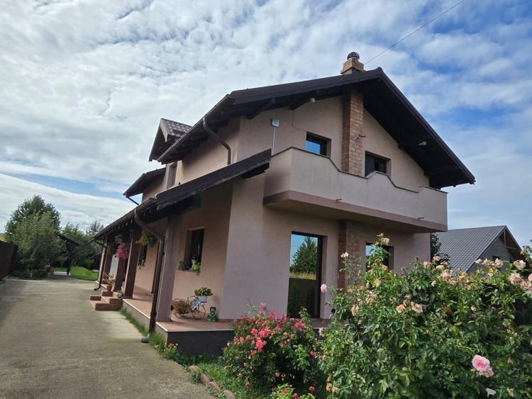 Vila ta in mijlocul naturii | Caciulesti, dotari moderne - 1