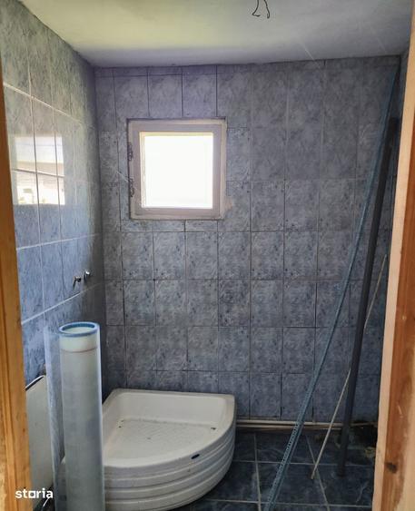 Casa de 193 mp, cu 5 camere ?i teren de 1.200 mp - 5