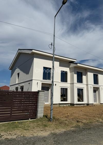 Case insiruite pe Calea Urseni pozitionare excelenta, cu utilitati Case insiruite pe Calea Urseni pozitionare excelenta, cu utilitati