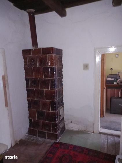 Casă cu 3 camere cu Teren 1420 Mp în Central