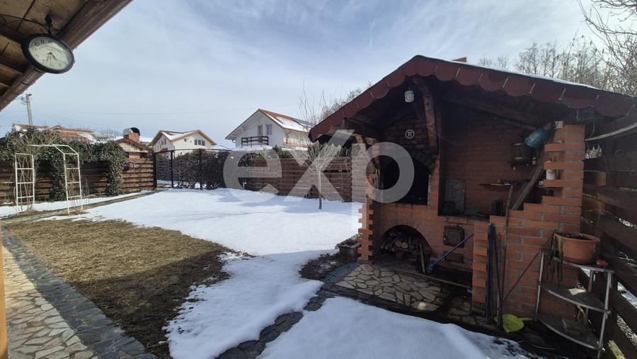 Casa mobilata, cu garaj si foisor – Zona linistita in Nordul Pitestiului - 14