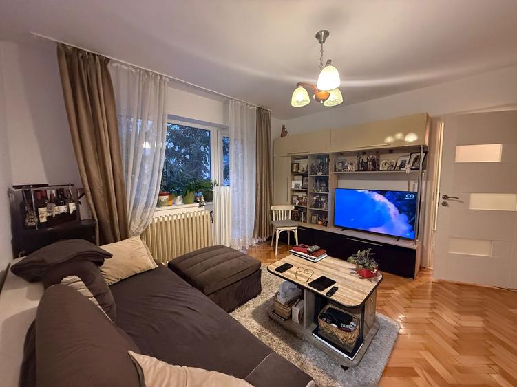 Apartament 2 camere –etaj 1-zona Piata Centrala - 9