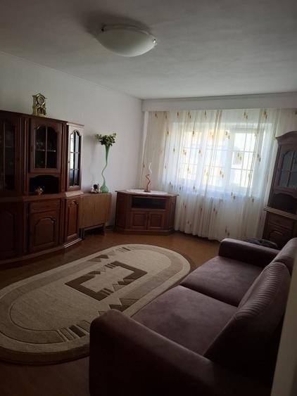 Apartament cu 2 camere decomandat în Ostroveni