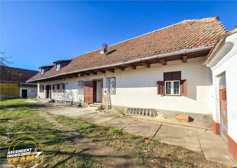 Proprietate autentica spatiu gospodaresc,1800mp,Araci,Covasn - 2