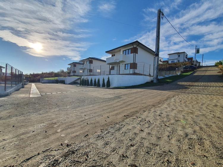 Vila individuala de vanzare in zona Valea Adanca - 2