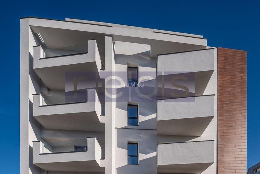 Apartament cu 3 camere decomandat în Băneasa