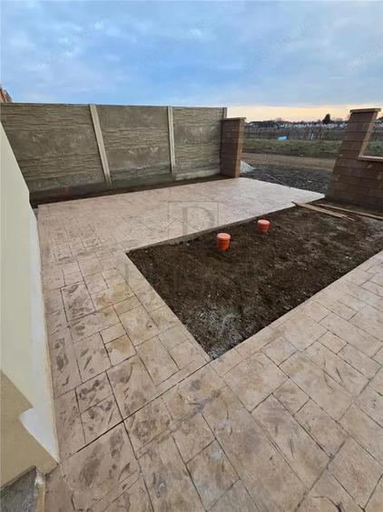 Duplex pe parter - zona buna - posibilitate alegere finisaje - 1