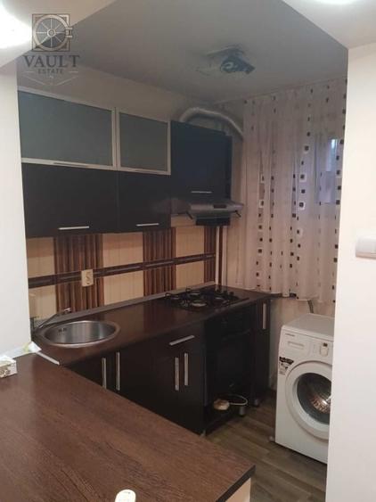 Garsoniera   -  10 minute Metrou Costin Georgian -Renovata - 3