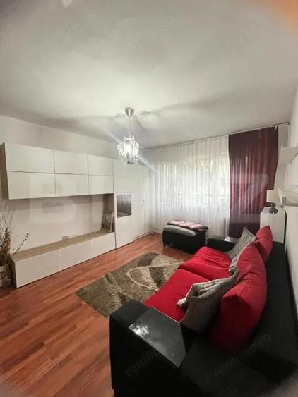 Apartament cu 2 camere, etaj 1, zona Decebal - 1