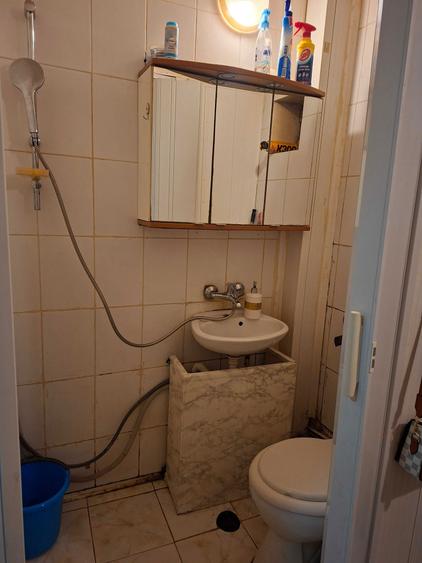 Proprietar inchiriez garsoniera - 1