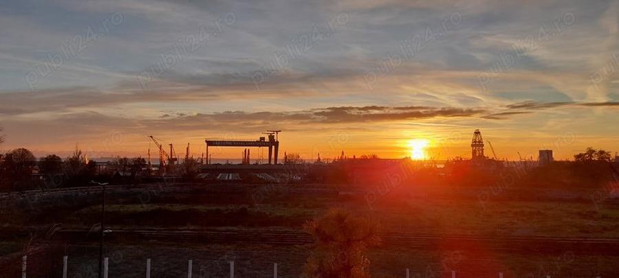 Gara,str.1 Mai nr. 8,vedere la Mare,Stadion,Port - 2