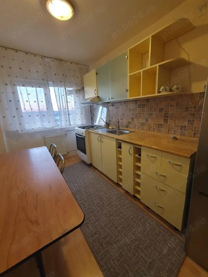 Inchiriez apartament 3 camere, Calea 13 Septmebrie - 6