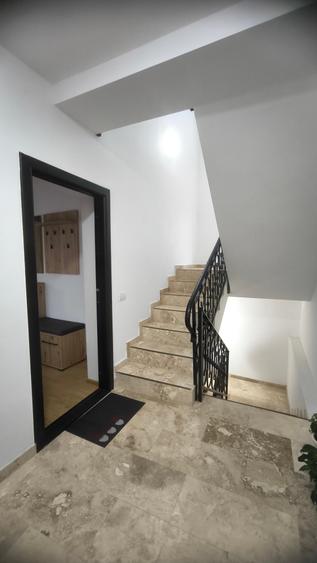 Vila,Centrala Proprie, Parcare, Mobilat, Utilat - 9