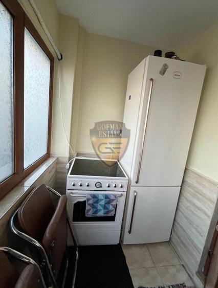 2 Cam Decomandat et 1/4 55 mp Trocadero Parcare A/C, - 8