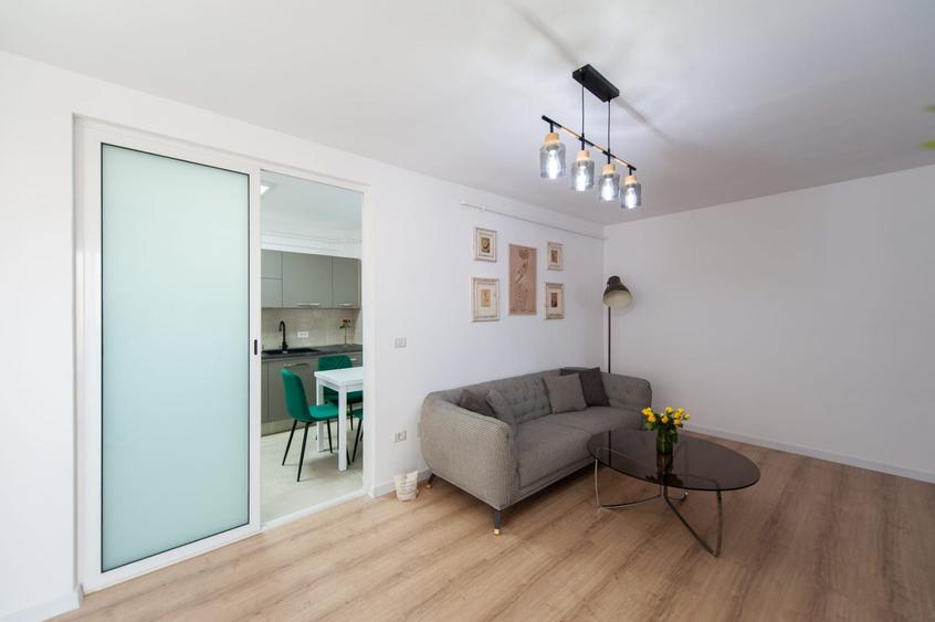 Apartament cu 3 camere în Micești