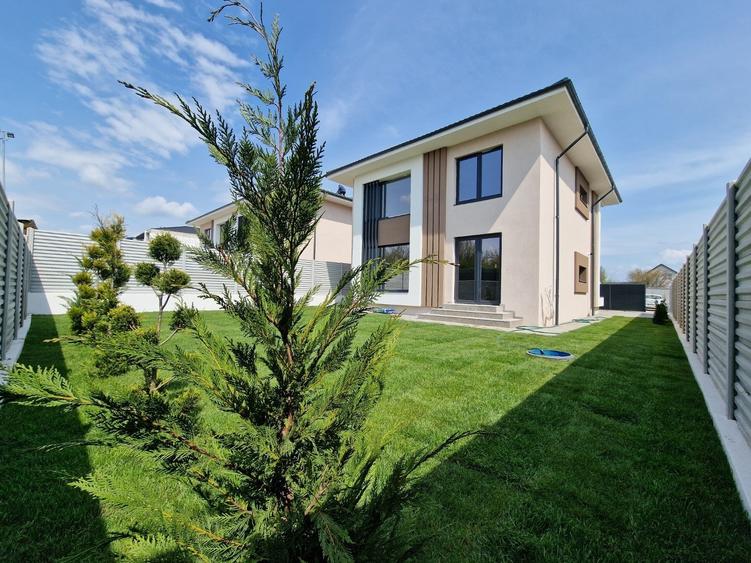 Proprietar - Vila 5 camere, 300 mp, finisaje lux, pod, parc - 1