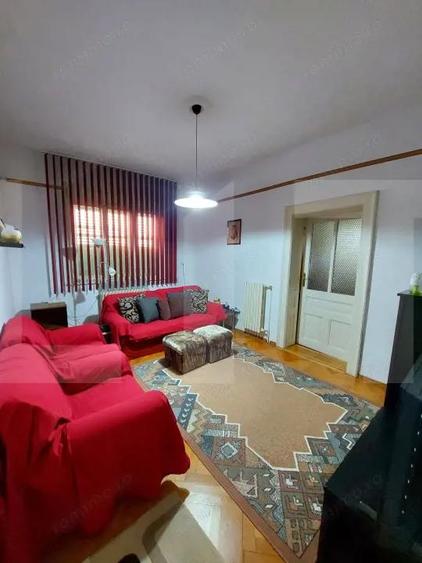 Casa de vanzare, zona Gradi?te - 7