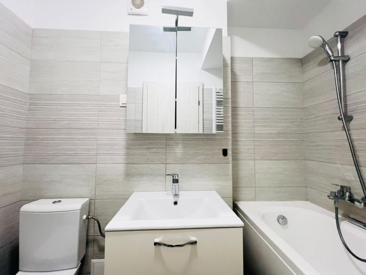 Apartament cu 3 camere, mobilat în Pipera