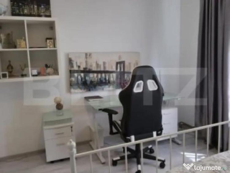 Proprietate Exclusivista: 2 Case, Piscina ?i Teren de Ten - 15