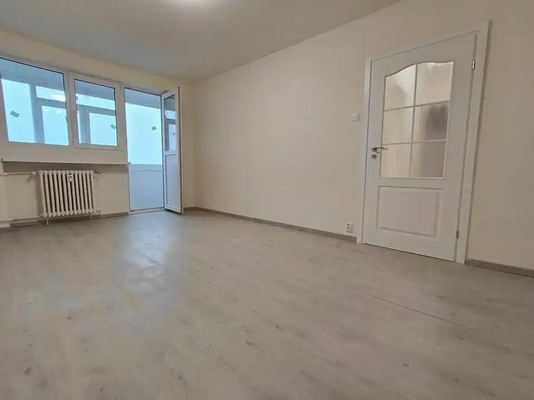 Apartament renovat,Vedere liberă, Bloc reabilitat - 8