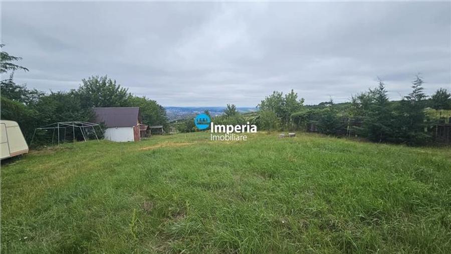 Teren de 1.500 mp, Priveliste si Acces Rapid la Asfalt  Bucium - 2