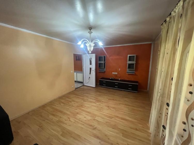 Apartament de vânzare 2 camere complet mobilat - 9