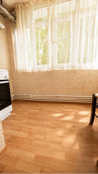 Vând apartament cu 2 camere, centrala, bloc anvelopat, termopane, parter înalt - 6