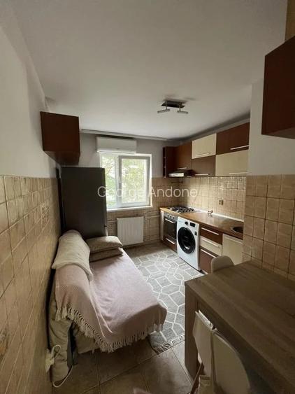 Garsoniera Podu Ros, etaj 2, mutare rapida,